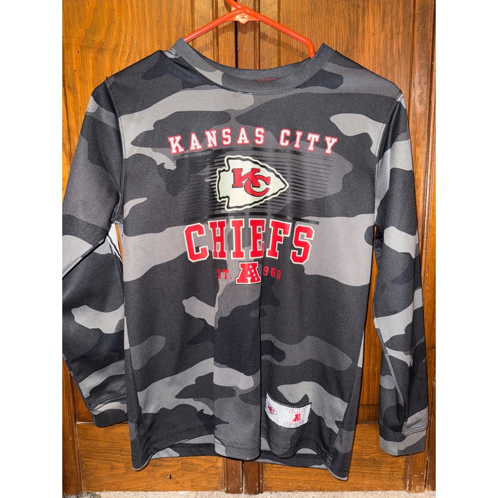 NFL Team Apparel Kansas City Chiefs Kids Camo Long Sleeve Shirt Gray Black 14-16